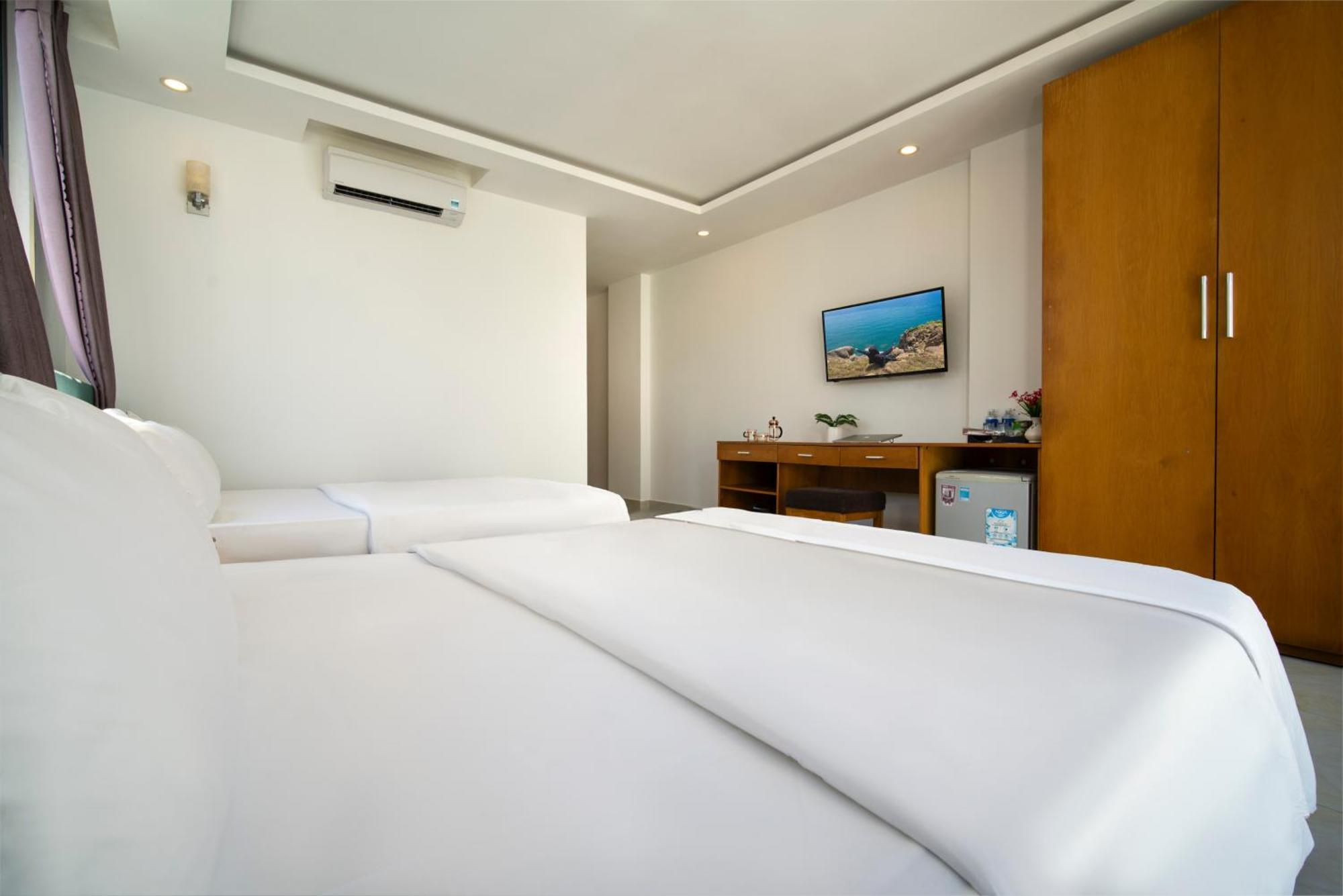Trang Ngan Hotel By Thg Da Nang Exterior foto